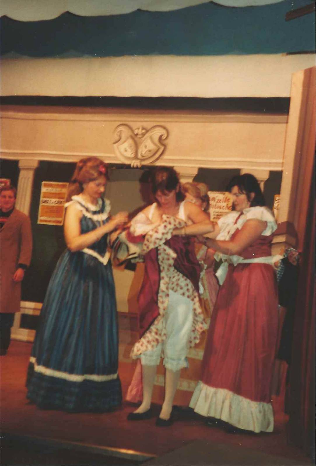 1983-Mam'zelle Nitouche