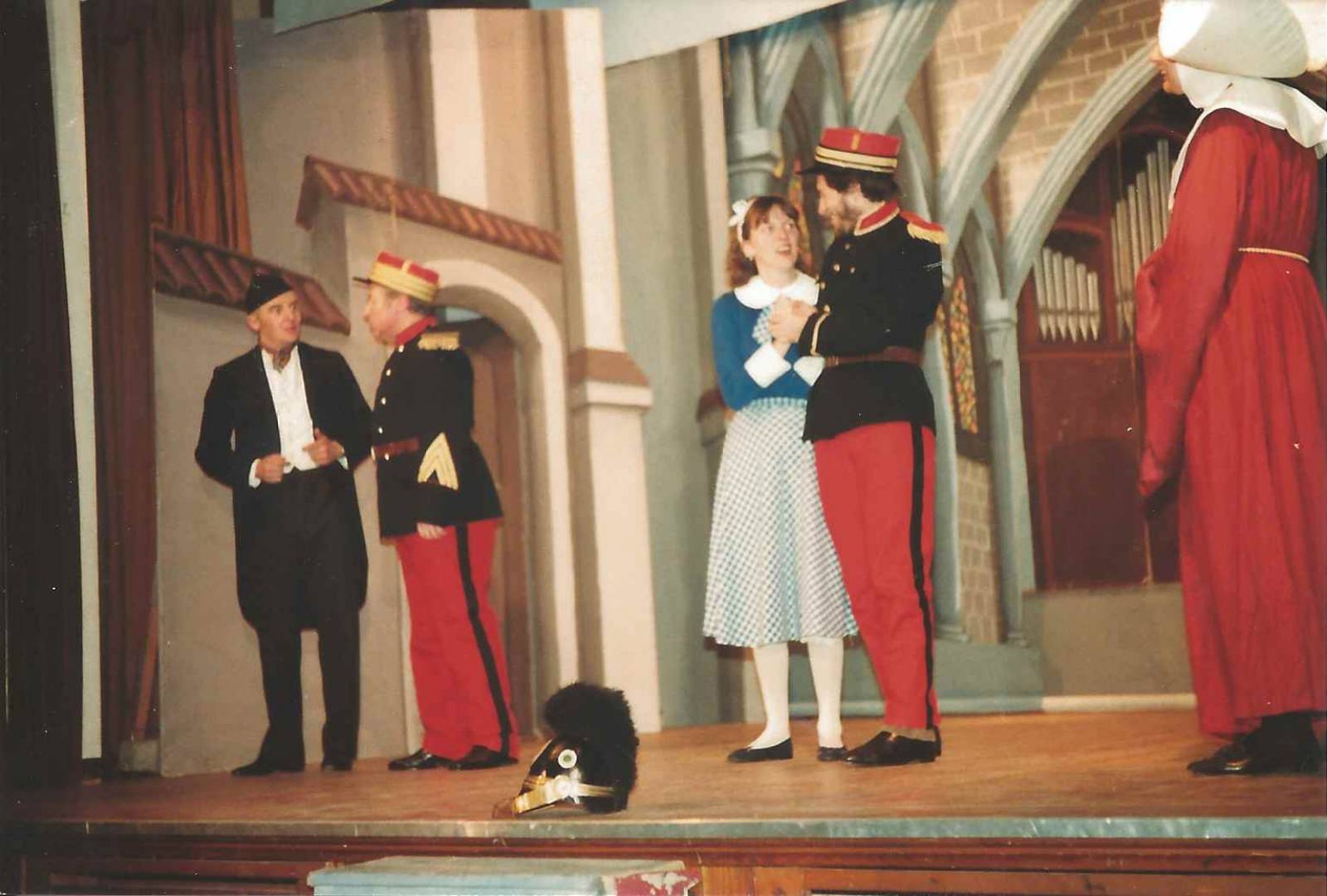 1983-Mam'zelle Nitouche