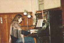 1983-Mam'zelle Nitouche