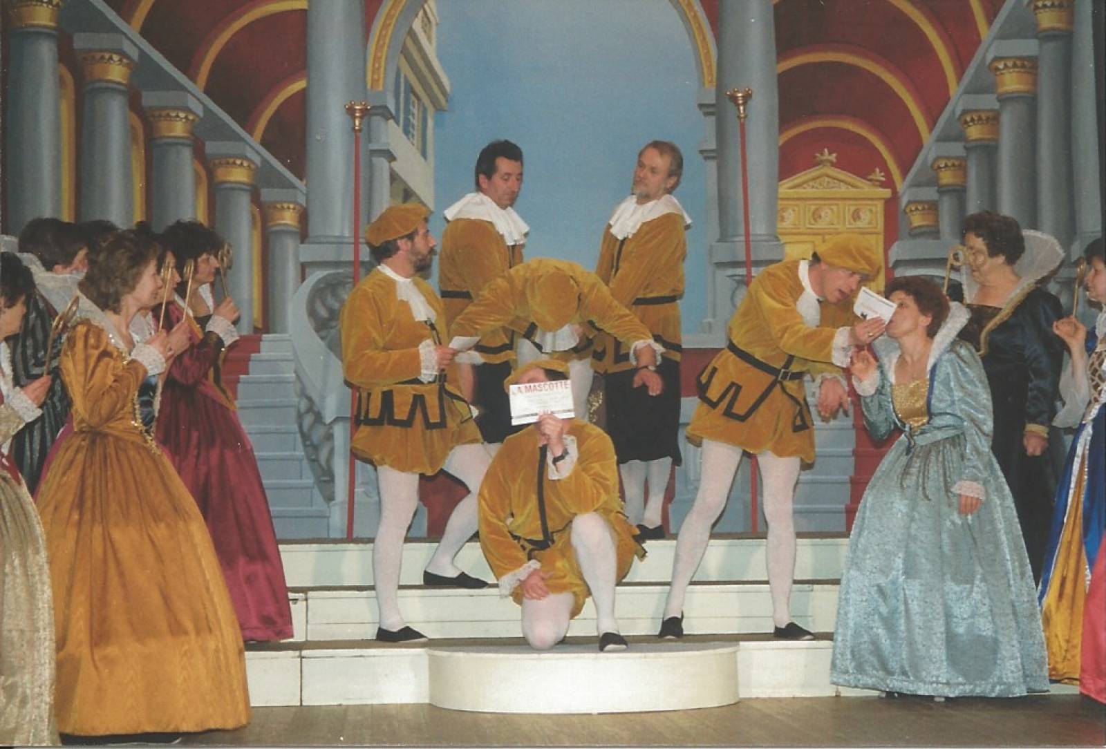 1990-La Mascotte